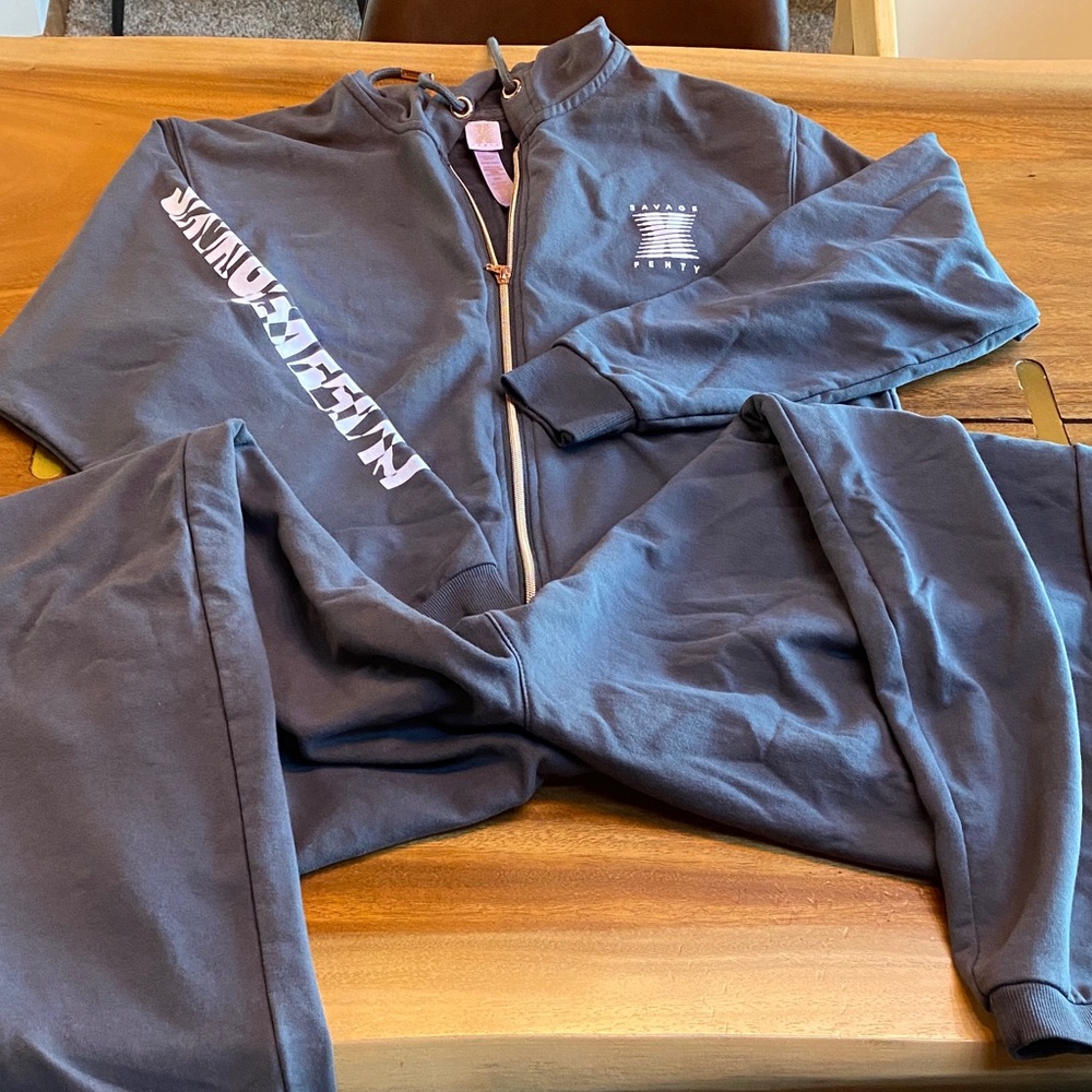 Savage Fenty jumper